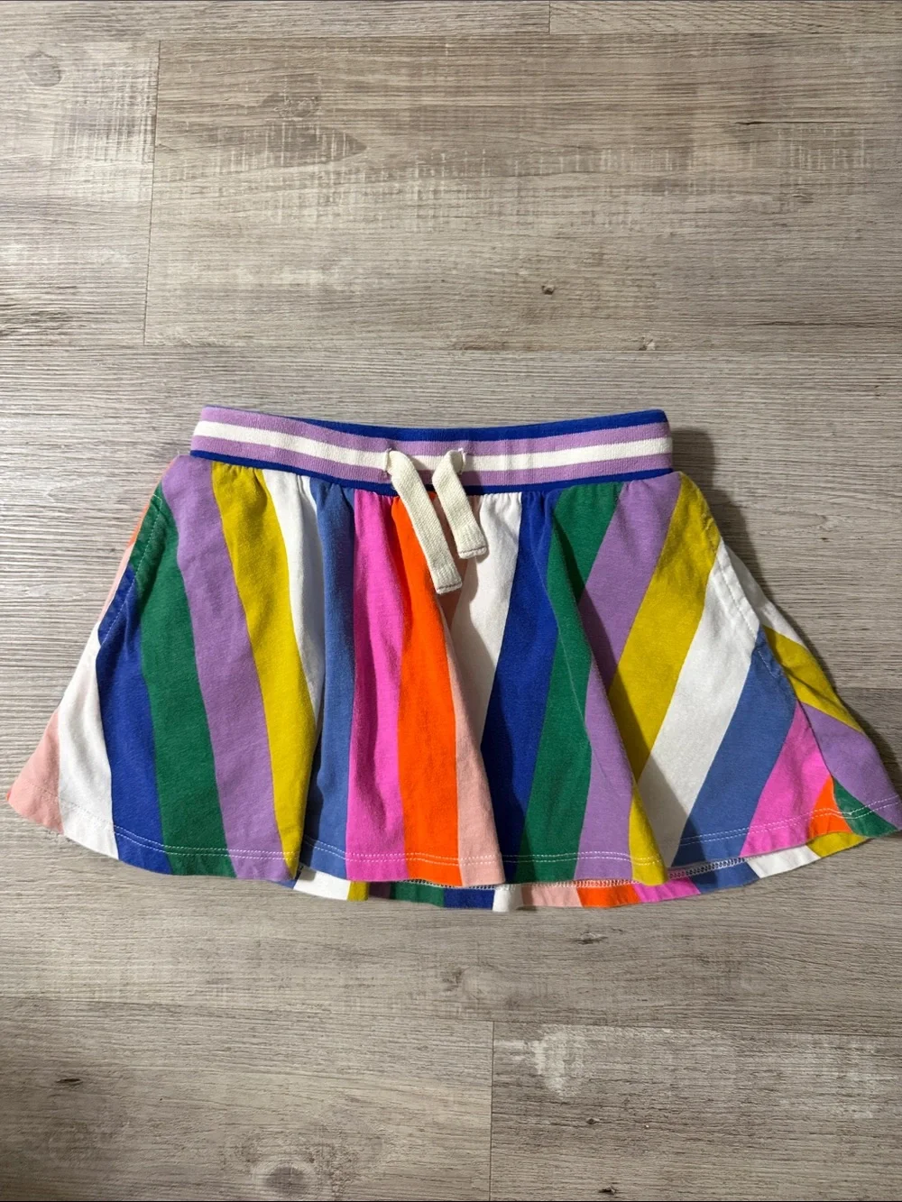 Girls Mini Boden skirt